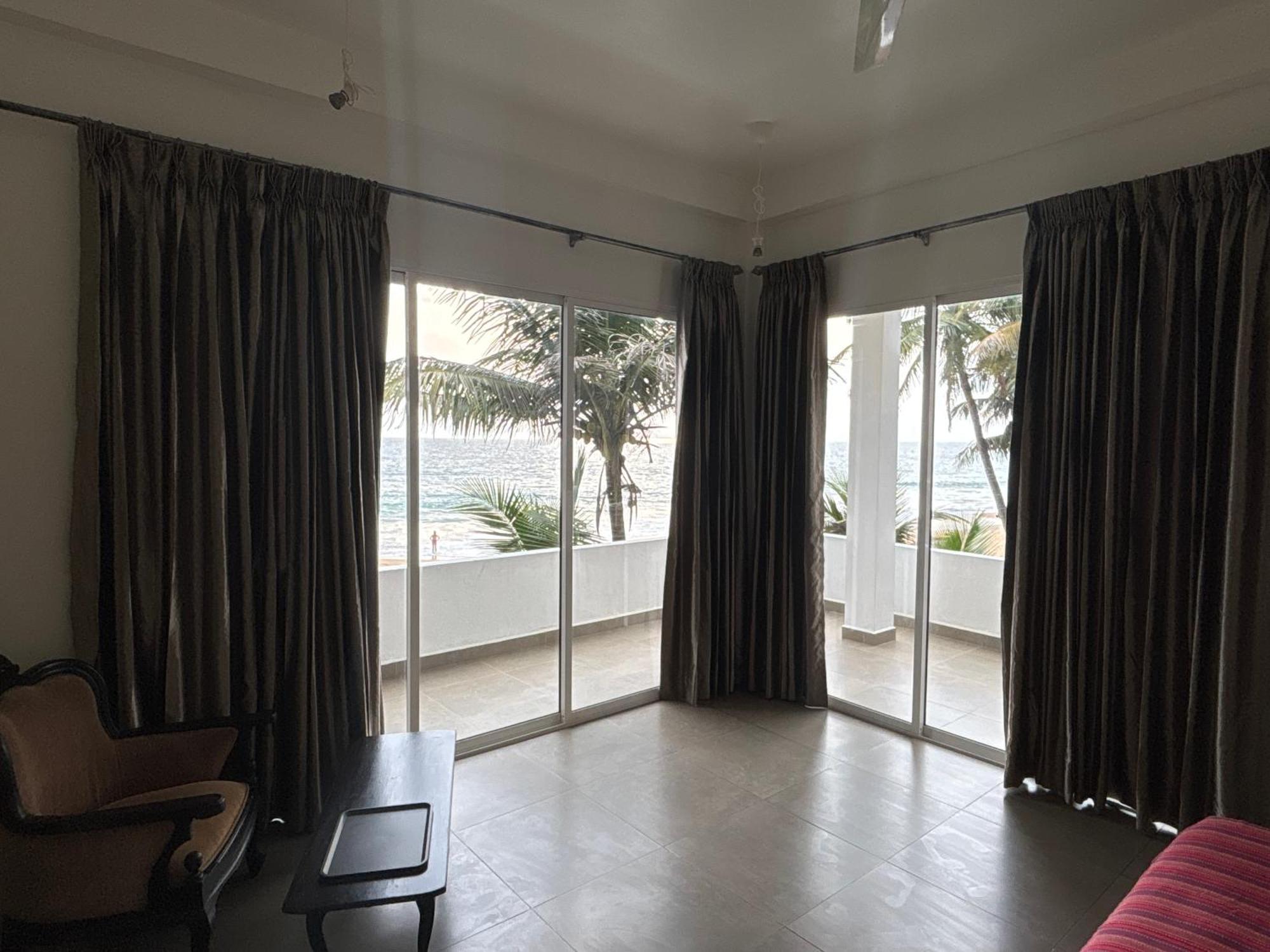 Mirage Beach House At Morava Court Hikkaduwa Exterior photo