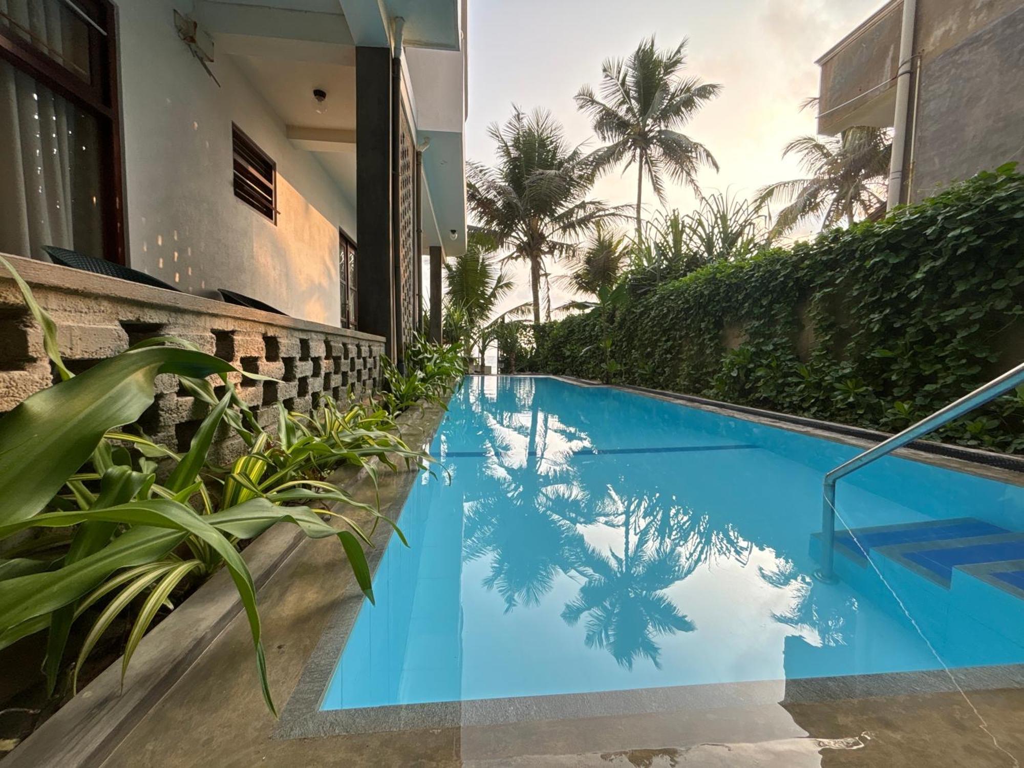 Mirage Beach House At Morava Court Hikkaduwa Exterior photo