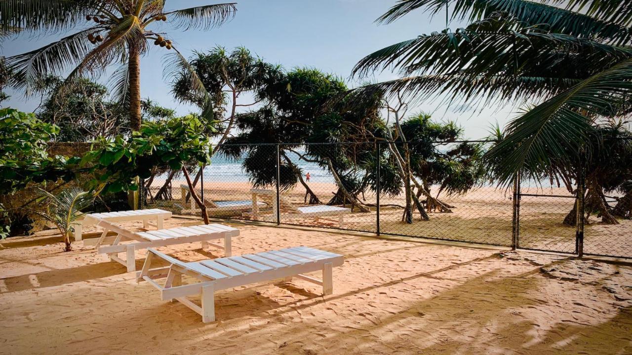 Mirage Beach House At Morava Court Hikkaduwa Exterior photo